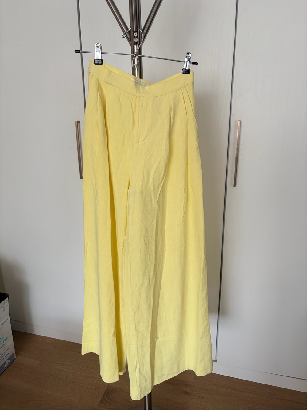 Vintage Wide Leg Pants in Pale Yellow